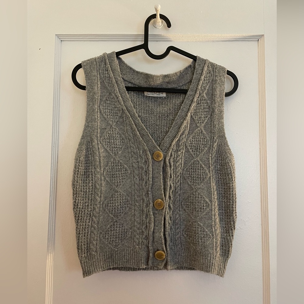 Sweater Vest